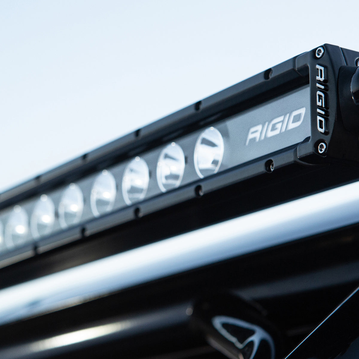 Rigid Industries SR-SERIES 40" BROAD SPOT BEAM LIGHTBAR - 240004