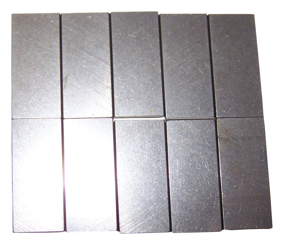CAS83501827