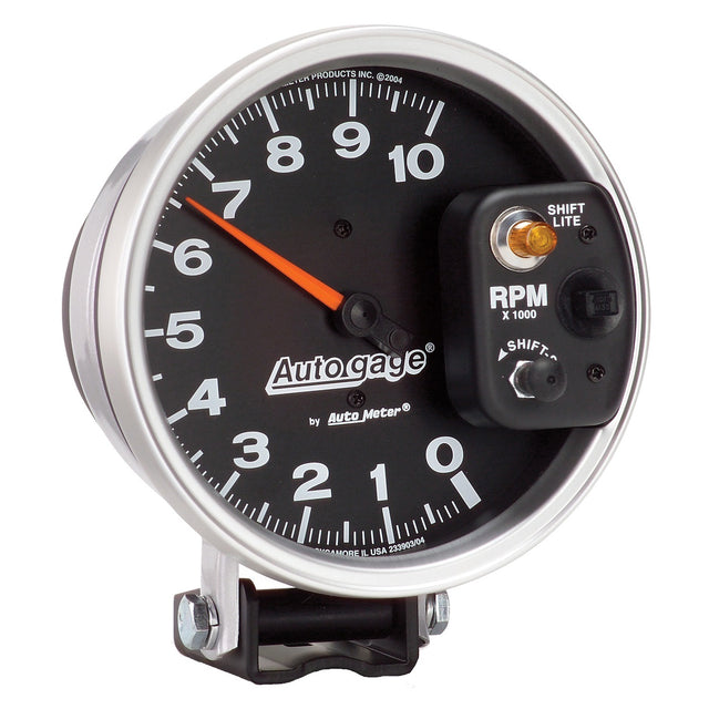 AUT233903