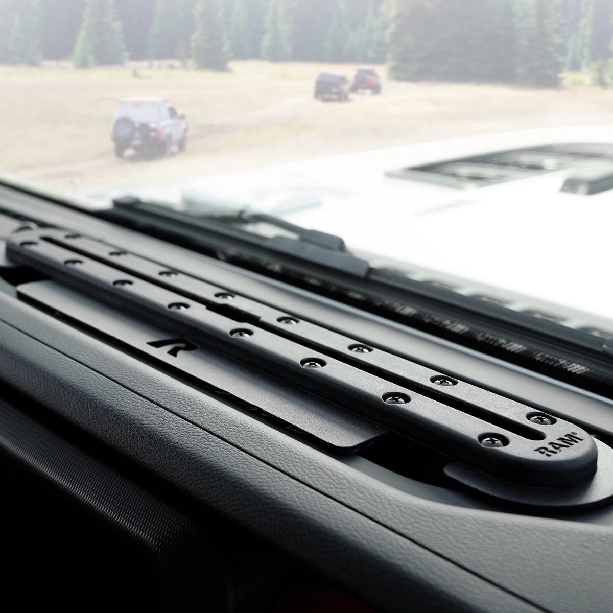 RAM Mounts RAM Tough-Track for 18-21 Jeep JL Gladiator | RAM-DT-204-TRACK-A12U